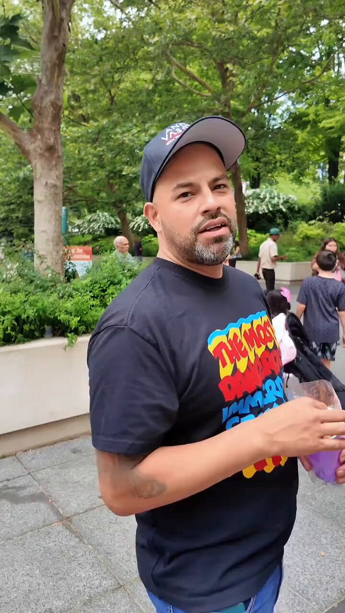 ​RT by @ChicagoContrar1: I’m not sure if Alderman Vasquez is telling ppl that they should break the law or if it’s only ok if they’re an illegal alien. The businesses in his ward would love to find out that they no longer need a license to operate. “Literally for just trying to make a living” No Andre, that’s NOT why the person running that stand was detained, he was detained for being in the country illegally. He had to go to court because of Chicago municipal code 10-8-520 which was passed by city council of which you’re a member of. 